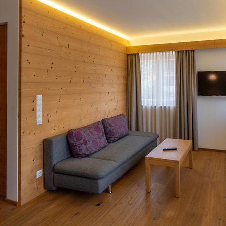 Alma Mountain Residence Dobbiaco Dış mekan fotoğraf